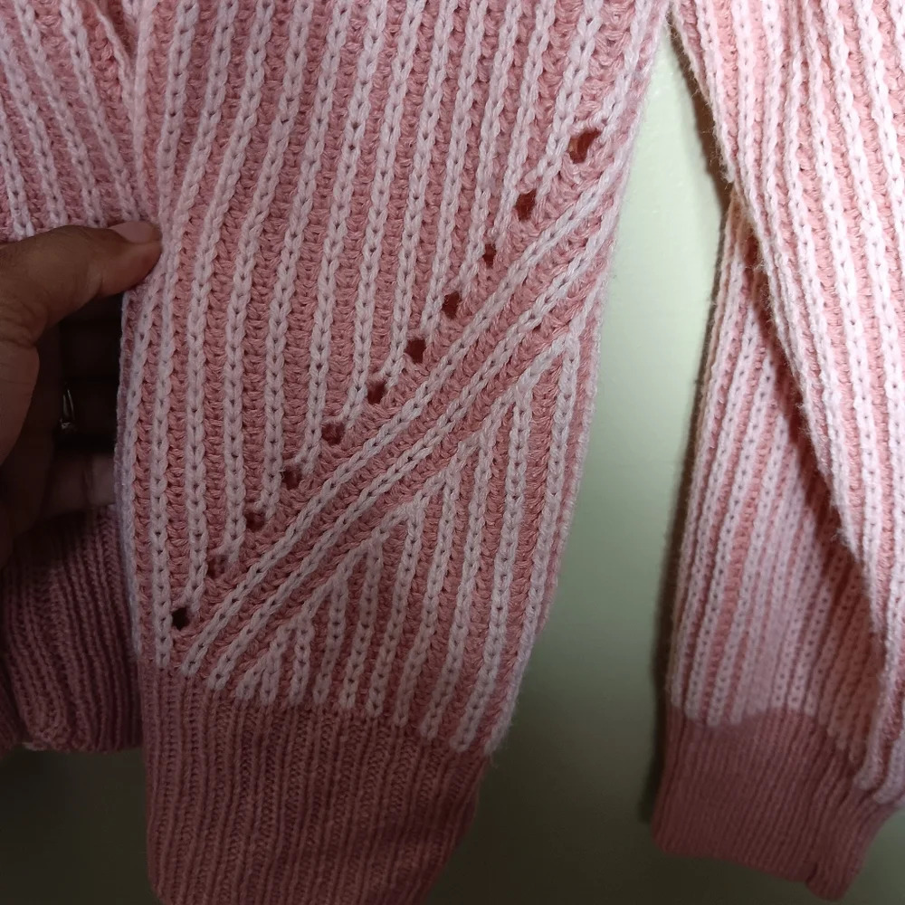Time and Tru boyfriend cardigan sweater. Pink. Size meduim. 8-10 A bit oversized - Picture 7 of 8